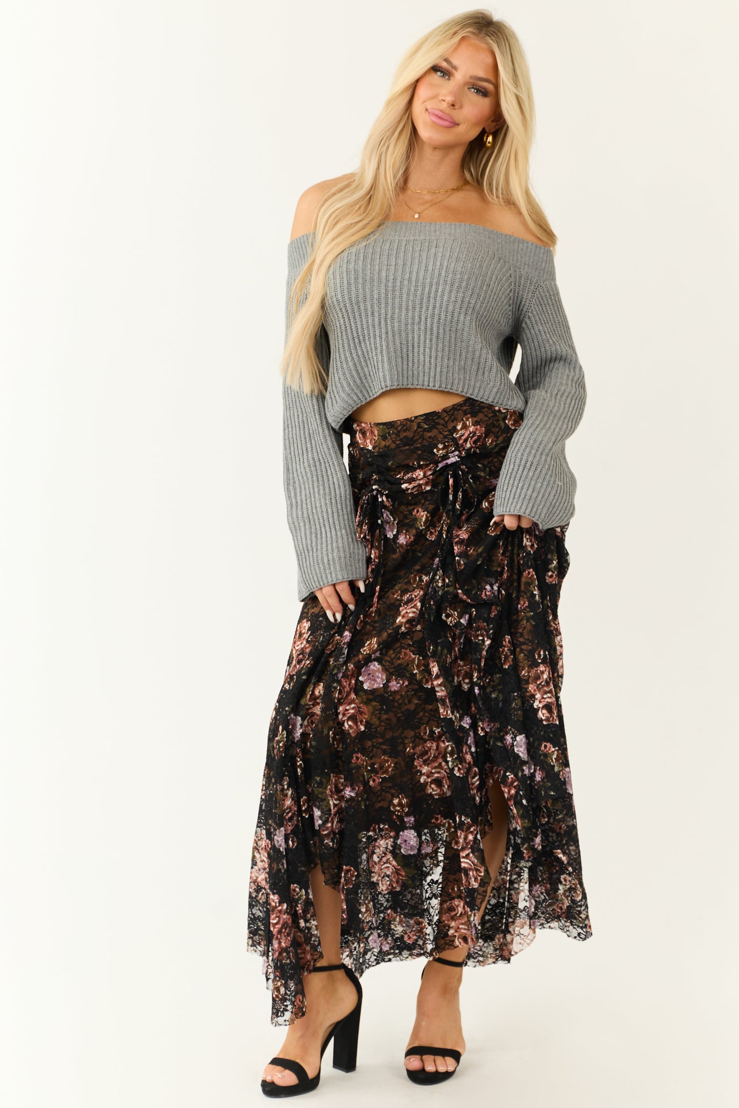 OneDiaLabel Lace Handkerchief Hem Maxi Skirt